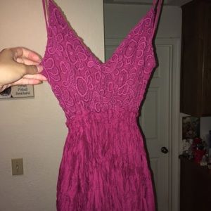 FASHION NOVA ELEGANT BACKLESS LACE GOWN